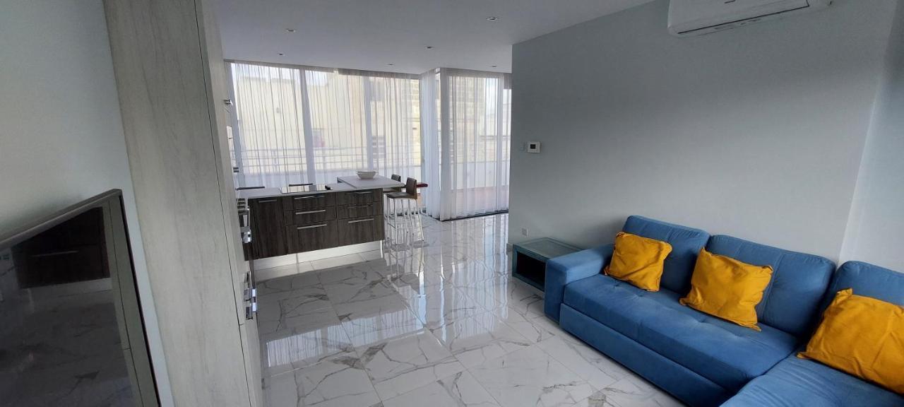 Charming Central Townhouse In Sliema By Assetflow Pro Apartment Exterior foto