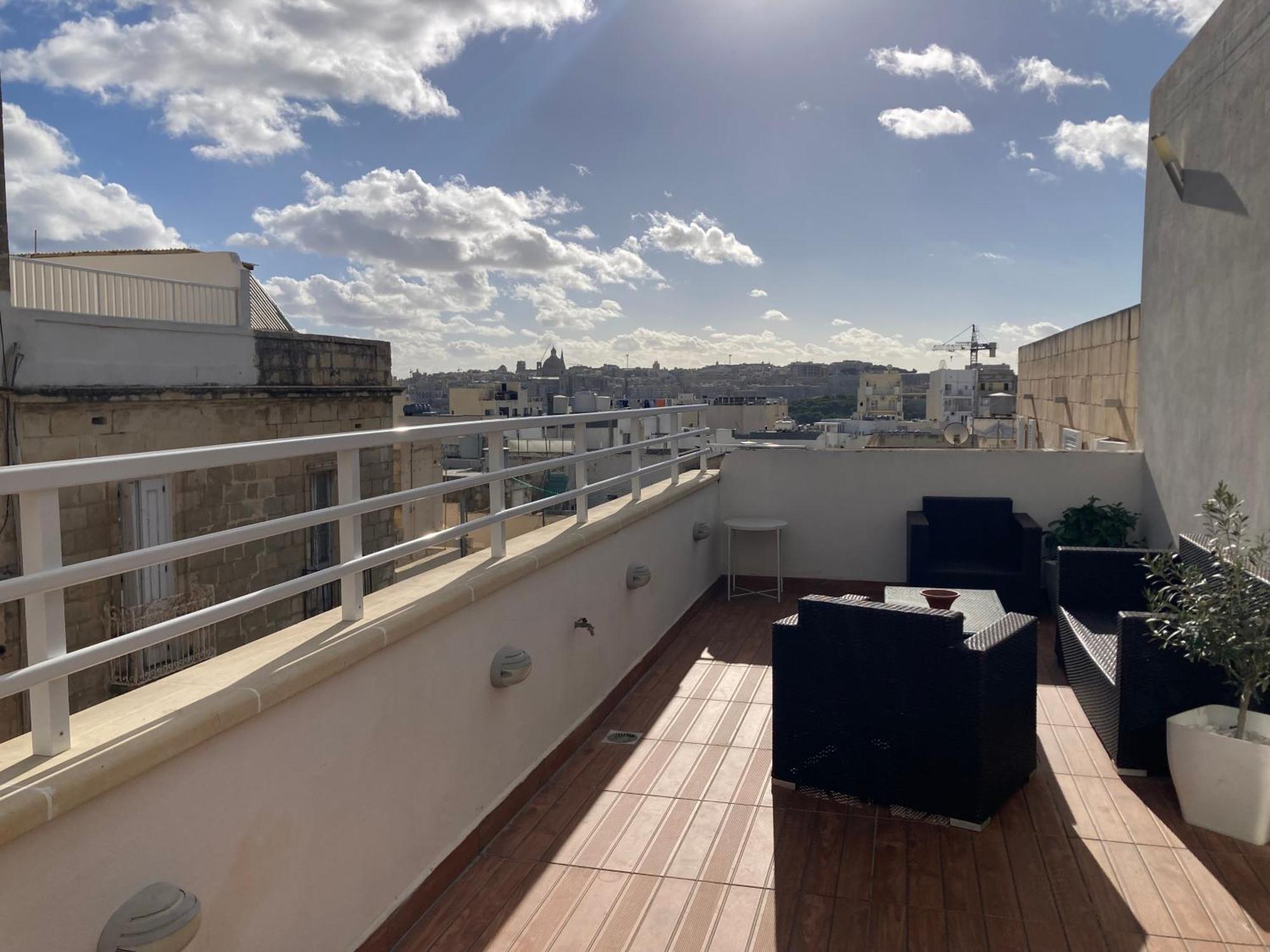 Charming Central Townhouse In Sliema By Assetflow Pro Apartment Exterior foto